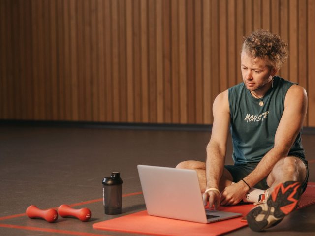 Éviter la monotonie en musculation : Guide pratique